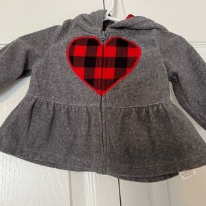 💓 MUST GO FALL FINAL SALE 💓 EUC 3m Carters heart plaid fleece jacket